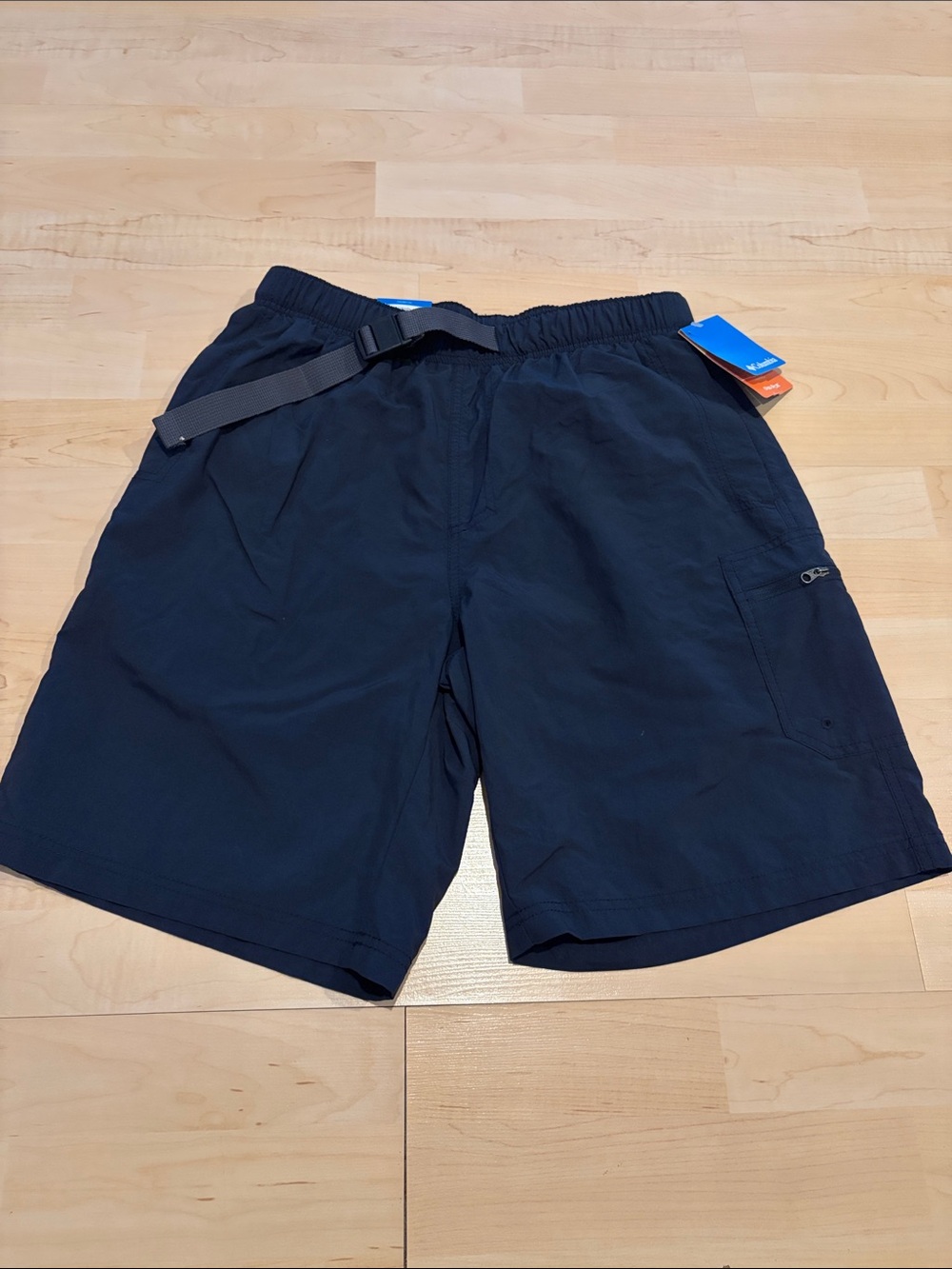 NWT Columbia Palmerston Peak Men’s Shorts Size Small Navy Omni-Shade